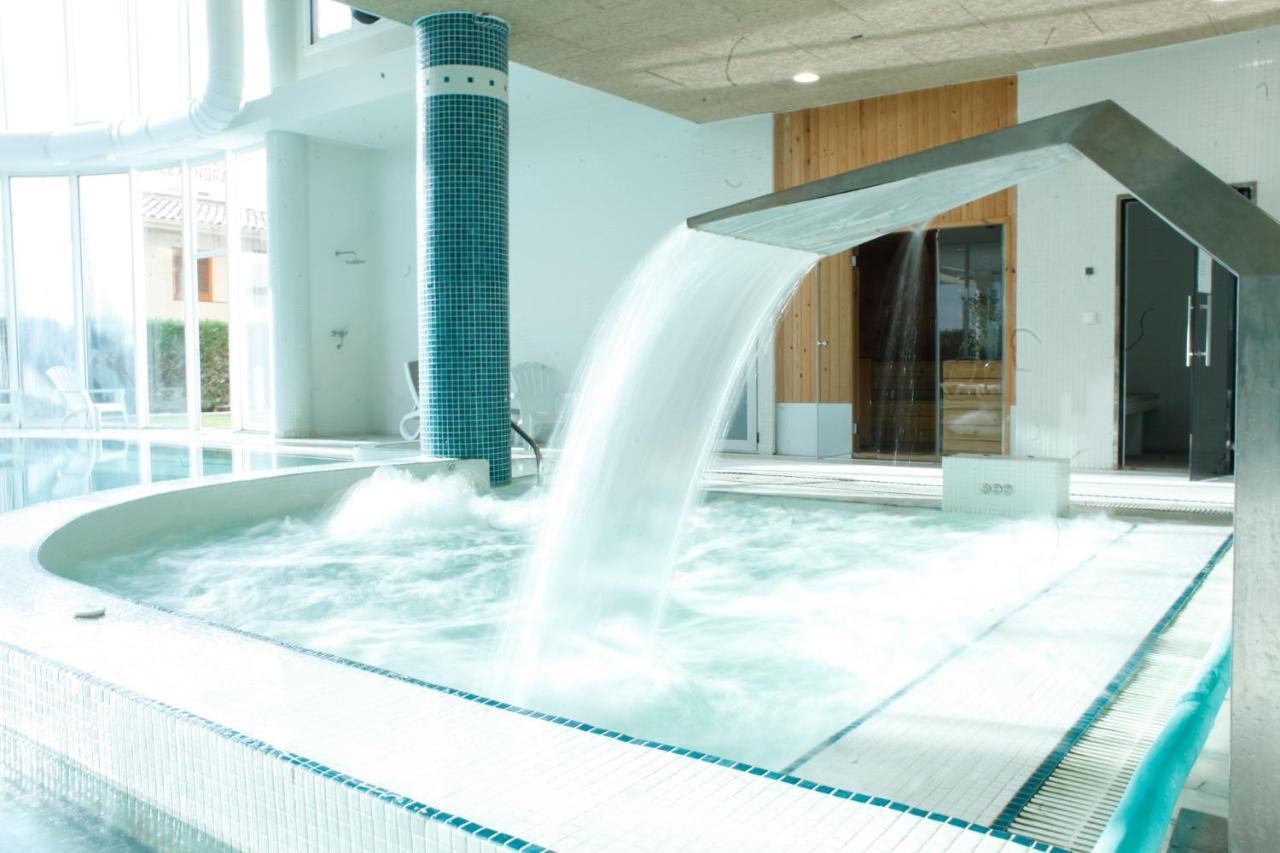 Hotel & Apartaments Thalassa Sport & Spa روساس المظهر الخارجي الصورة