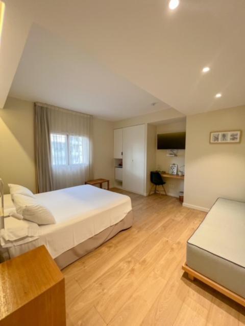 Hotel & Apartaments Thalassa Sport & Spa روساس المظهر الخارجي الصورة