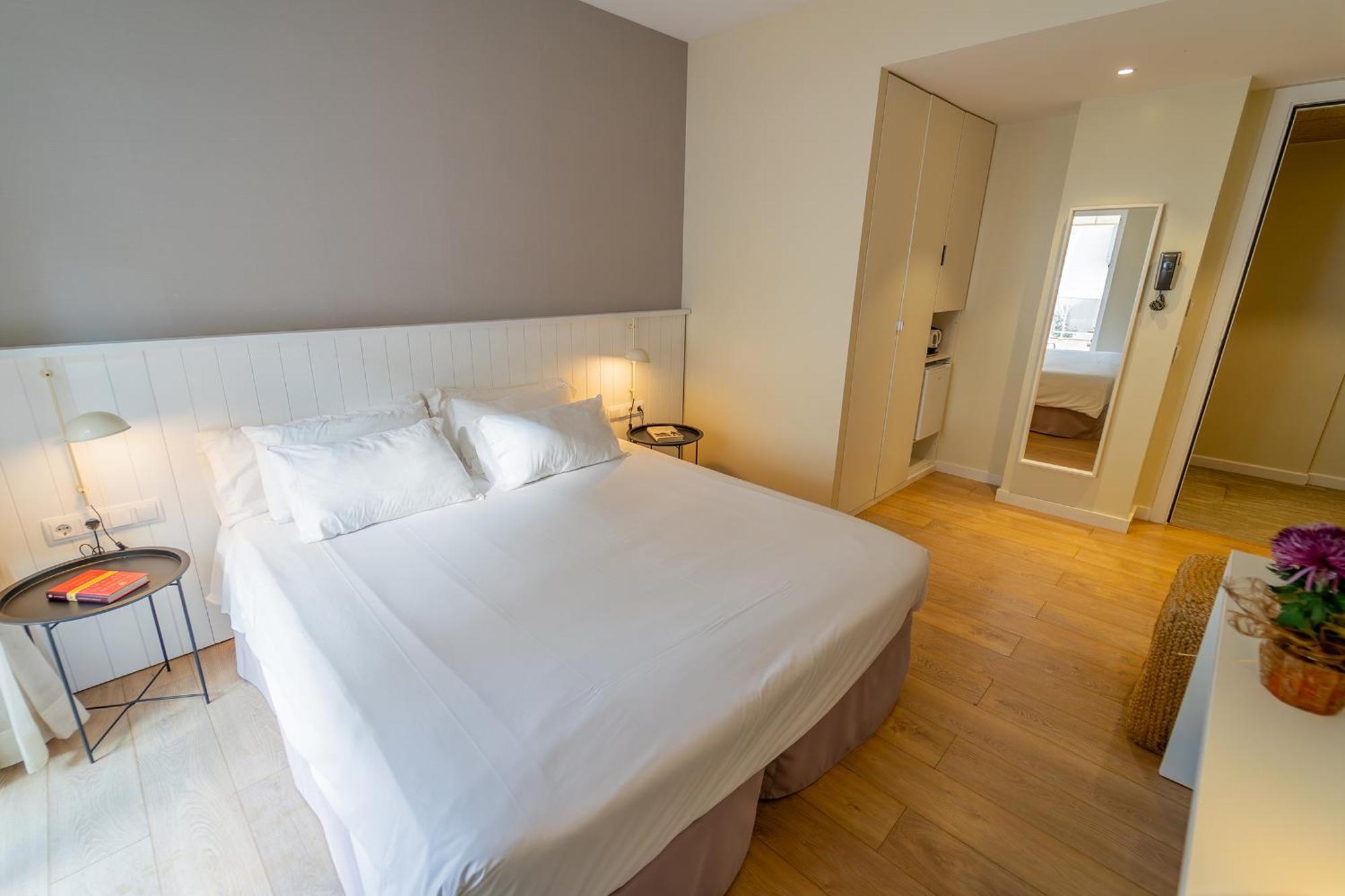 Hotel & Apartaments Thalassa Sport & Spa روساس المظهر الخارجي الصورة