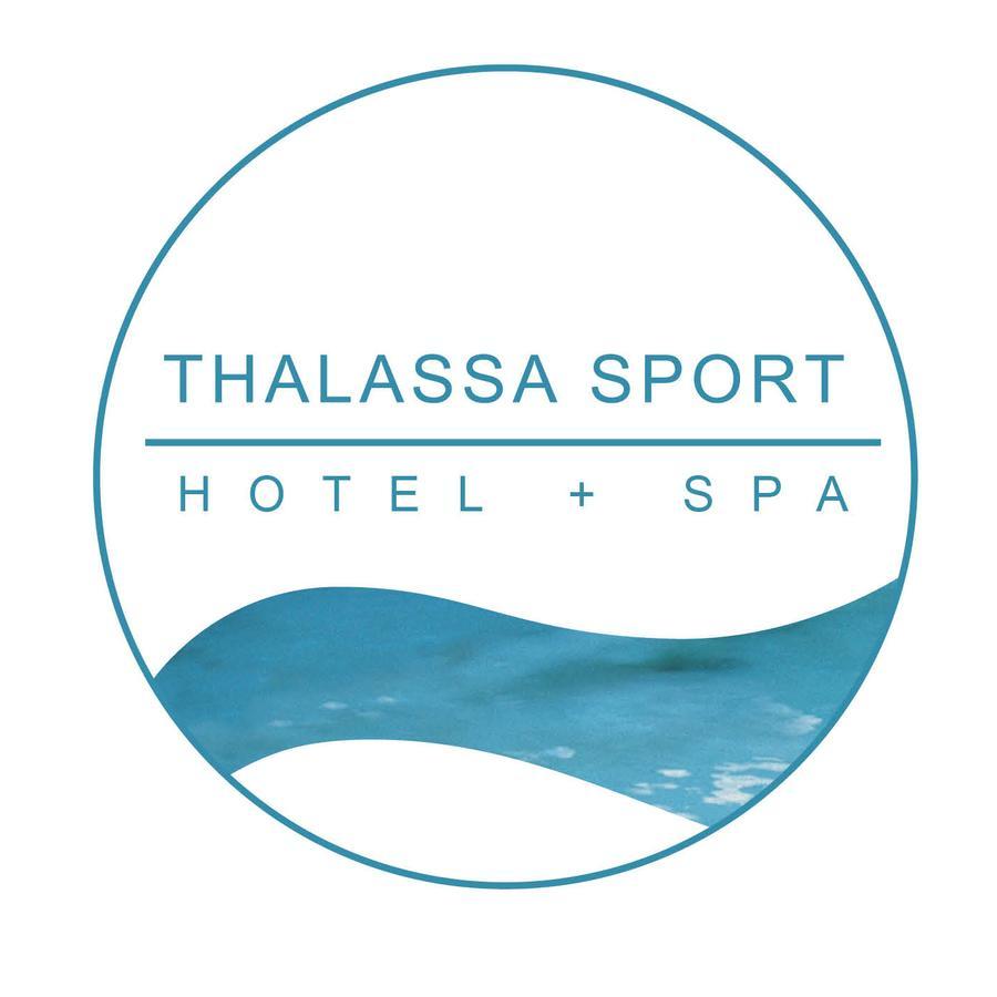 Hotel & Apartaments Thalassa Sport & Spa روساس المظهر الخارجي الصورة