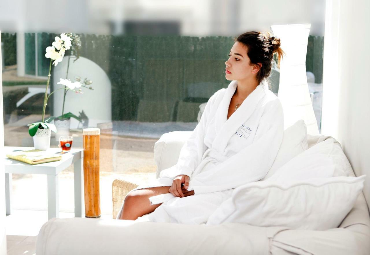 Hotel & Apartaments Thalassa Sport & Spa روساس المظهر الخارجي الصورة